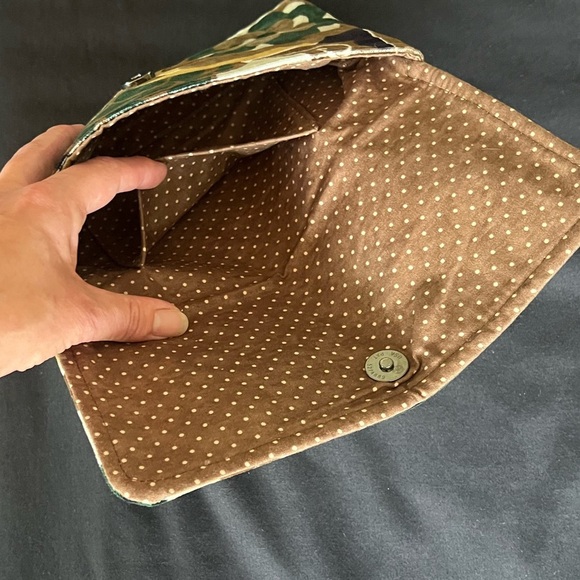 Bari J. San Fransisco Clutch - Picture 4 of 7